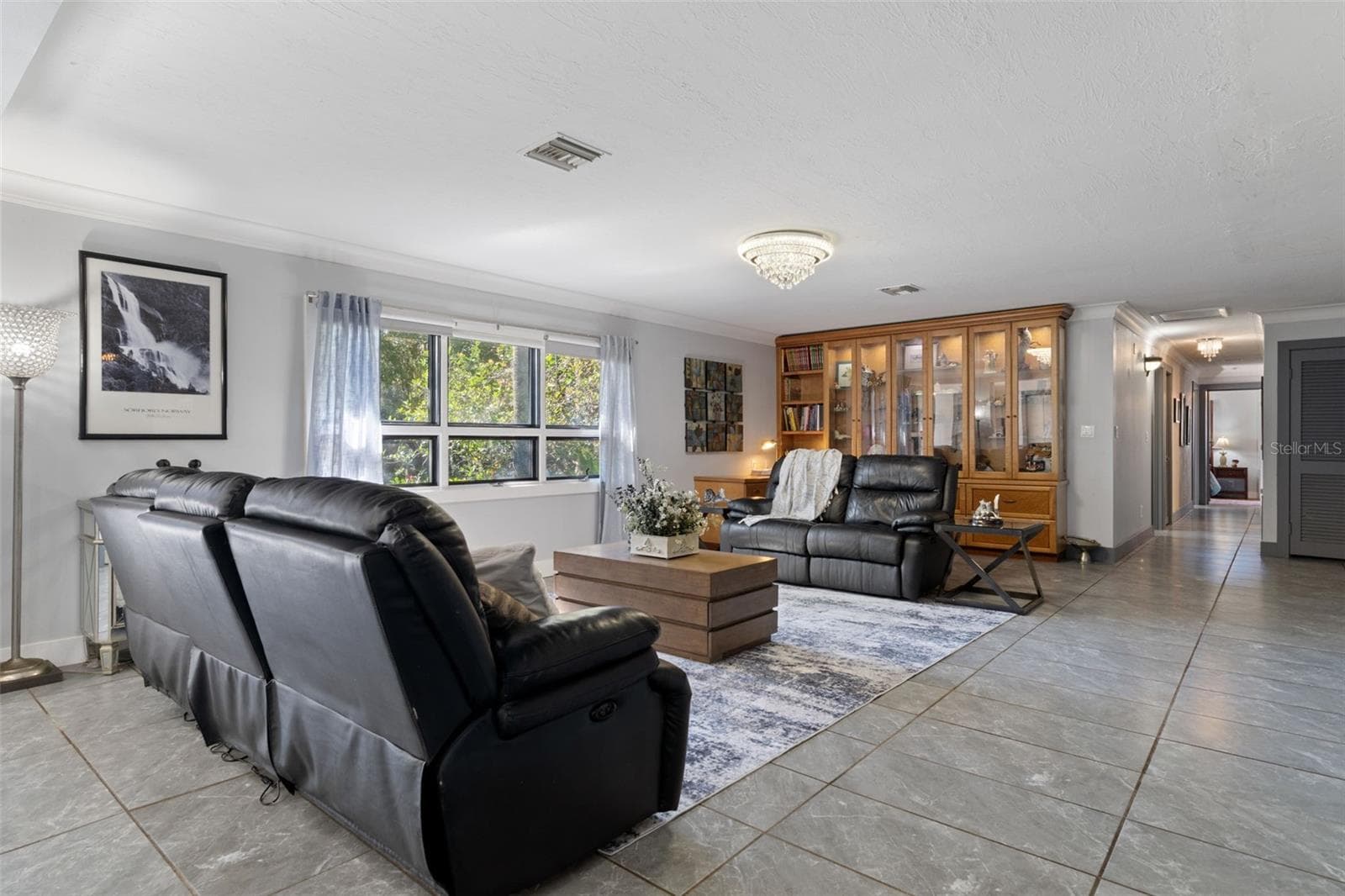 Living room - 9498 NW 60TH AVE, OCALA
