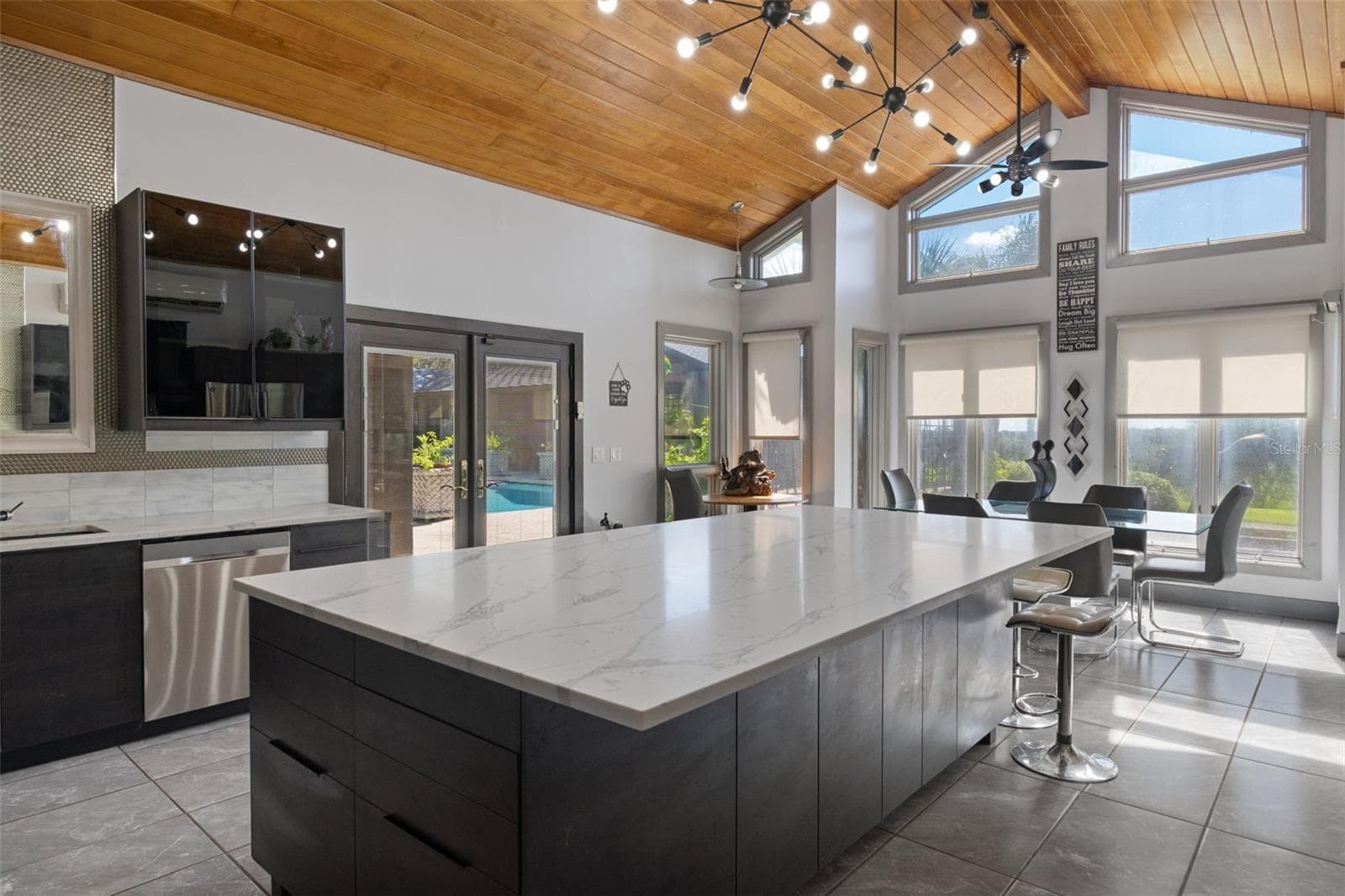 Gourmet Kitchen - 9498 NW 60TH AVE, OCALA