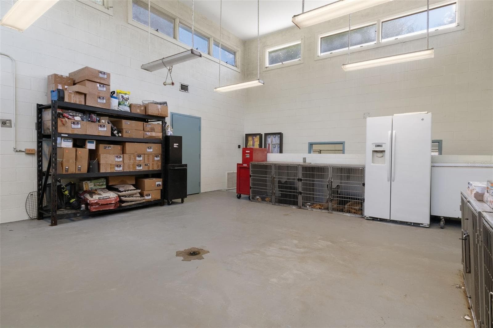 Kennel - 9498 NW 60TH AVE, OCALA