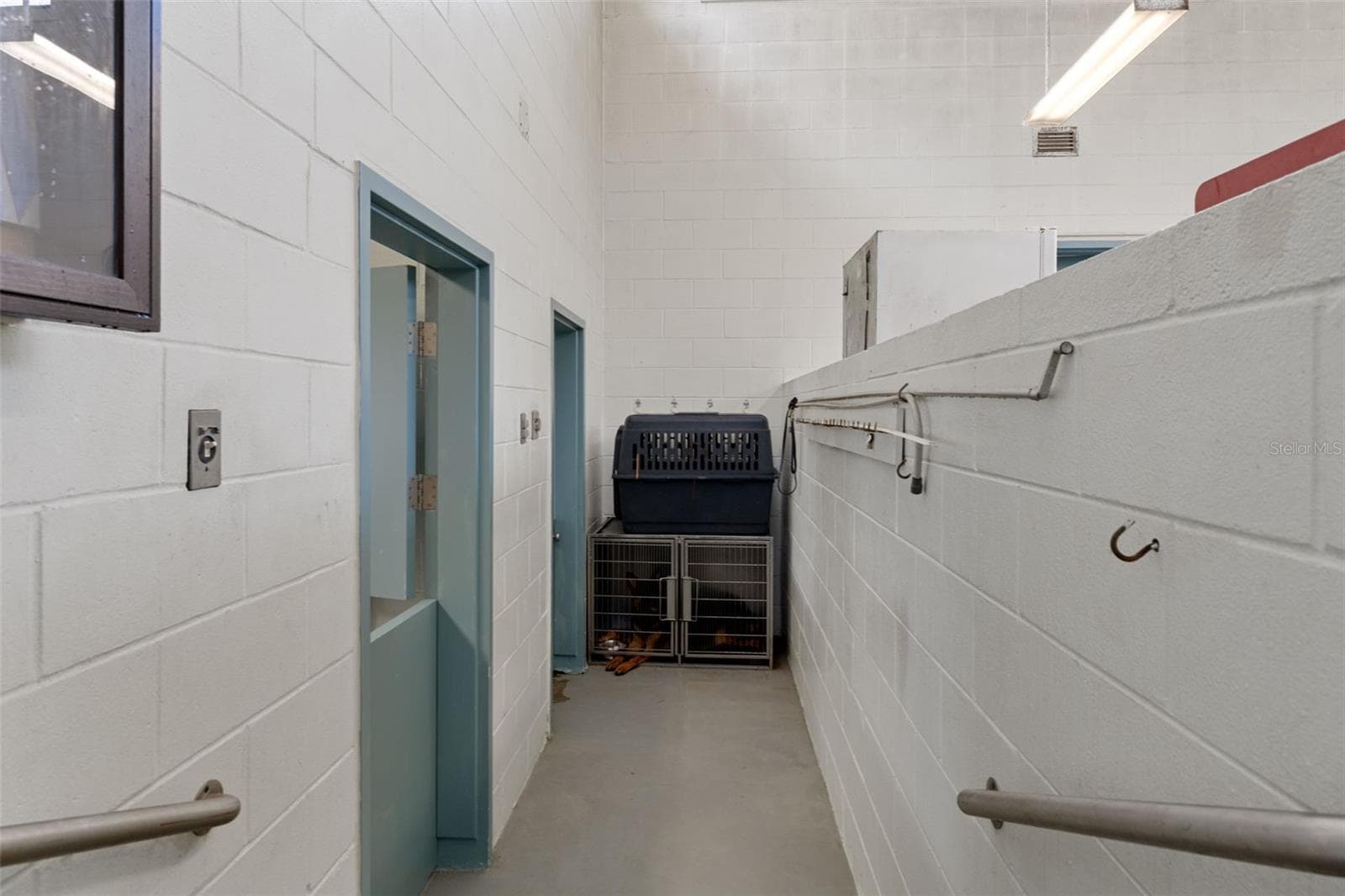 Kennel - 9498 NW 60TH AVE, OCALA
