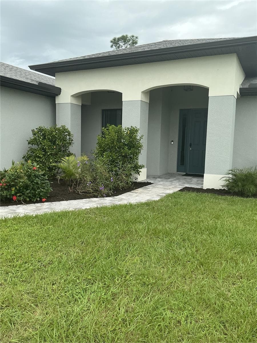 Single Family Residence at 497 BOUNDARY BLVD, ROTONDA WEST, photo 2 of 32