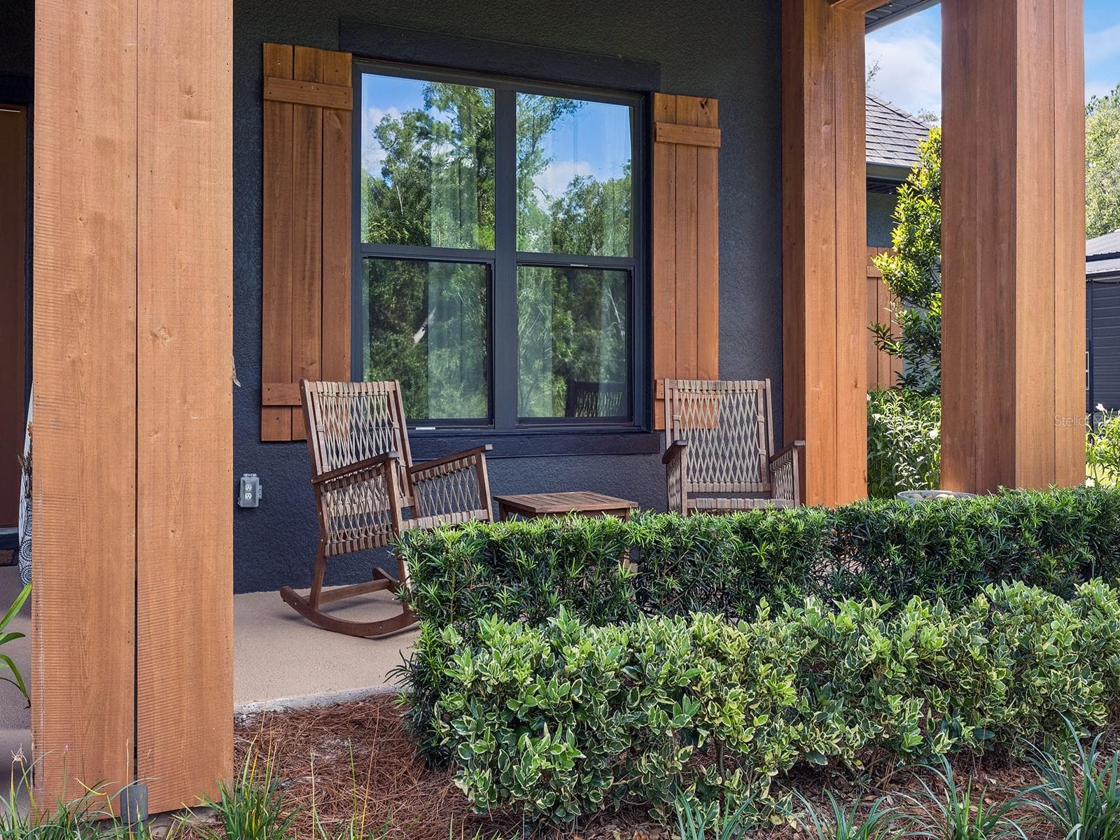 Front porch - 412 SNOW HILL RD, GENEVA