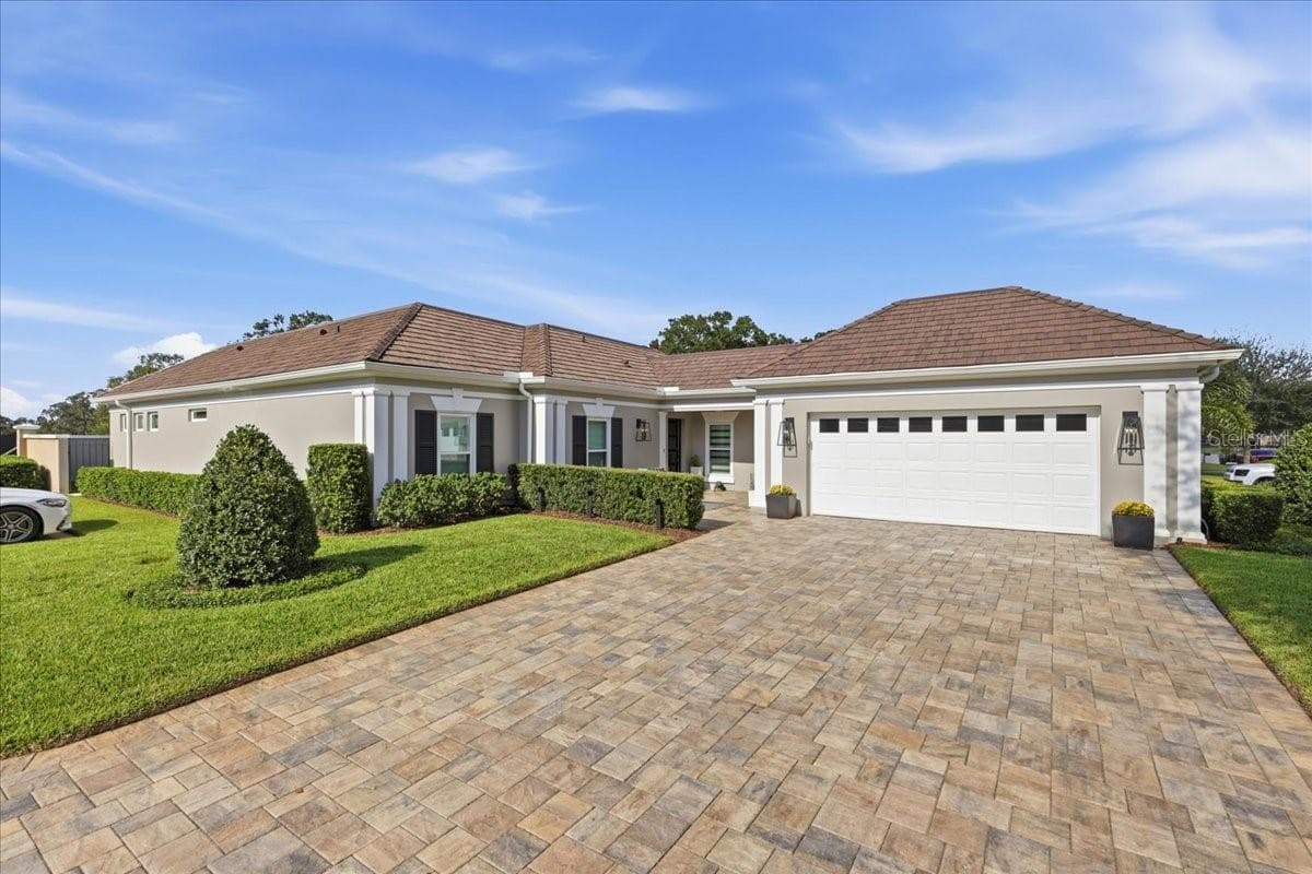 8953 CHARLESTON PARK #18