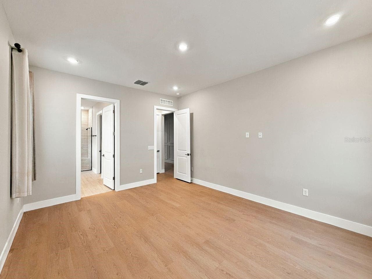 Single Family Residence at 16008 VOLTERRA PT, MONTVERDE, photo 19 of 58