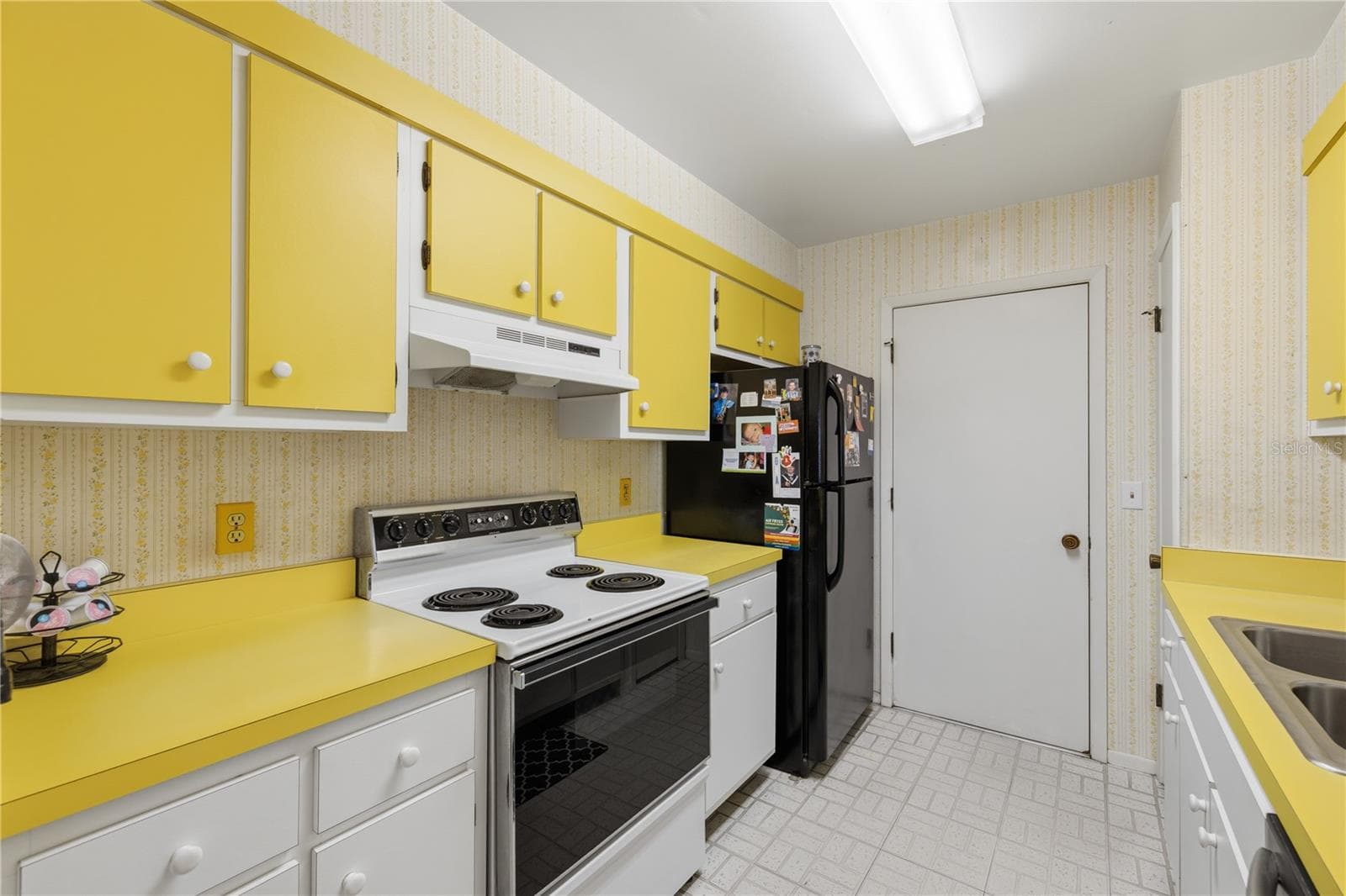 Kitchen - 425 S HAWTHORN CIR, WINTER SPRINGS