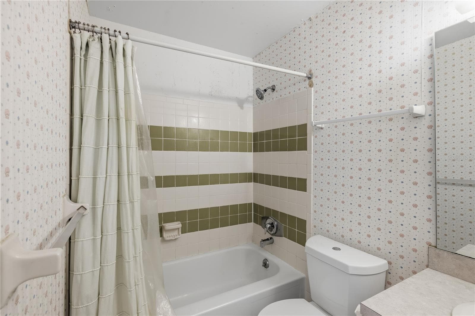Bathroom 2 - 425 S HAWTHORN CIR, WINTER SPRINGS