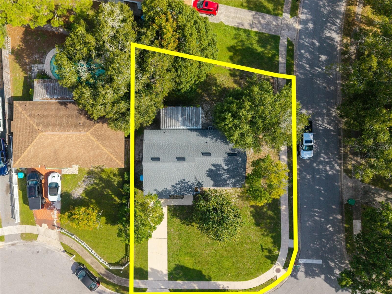 Single Family Residence at 425 S HAWTHORN CIR, WINTER SPRINGS, photo 32 of 34