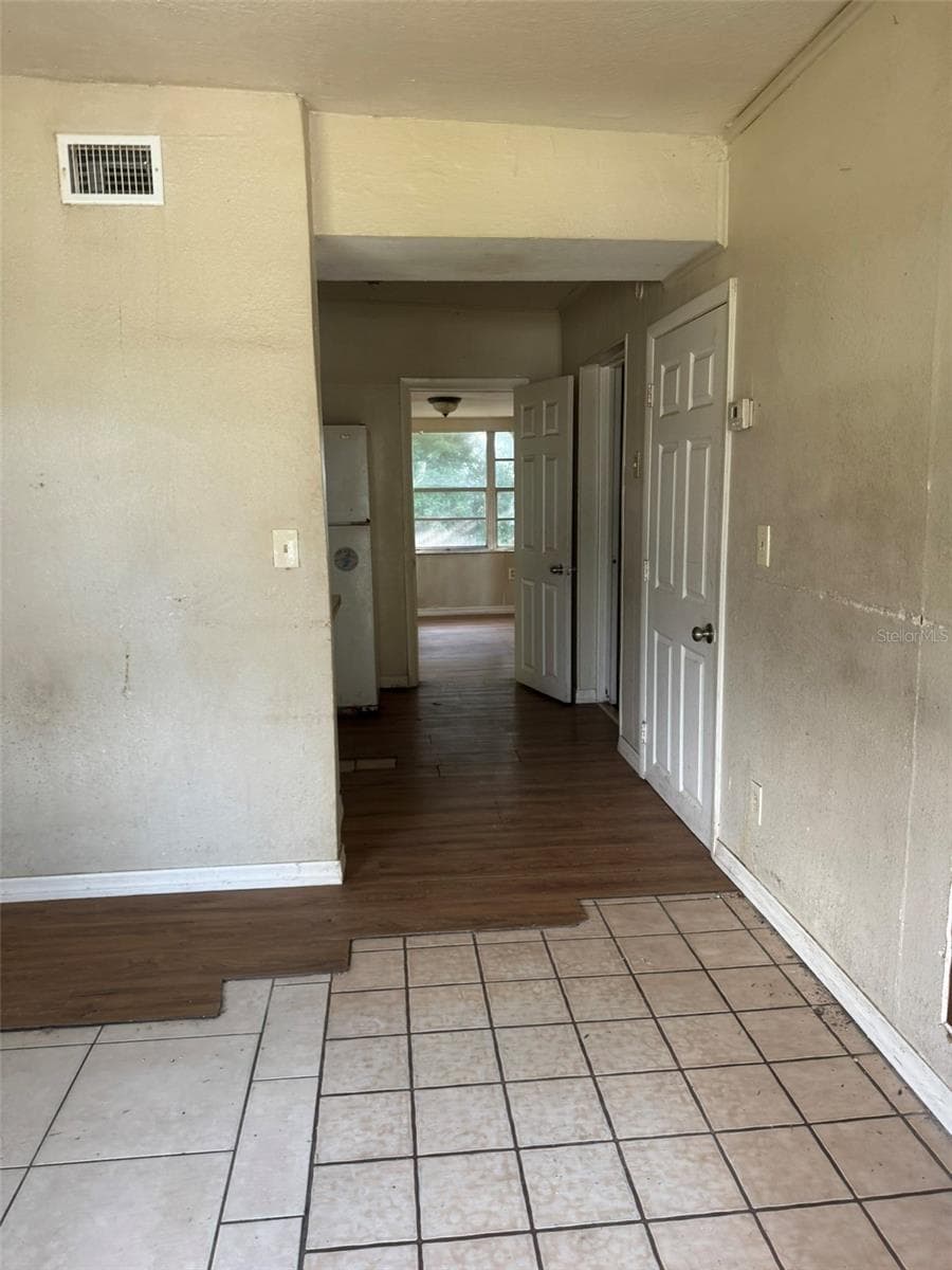 Single Family Residence at 4743 DRIFT TIDE DR, NEW PORT RICHEY, photo 6 of 18