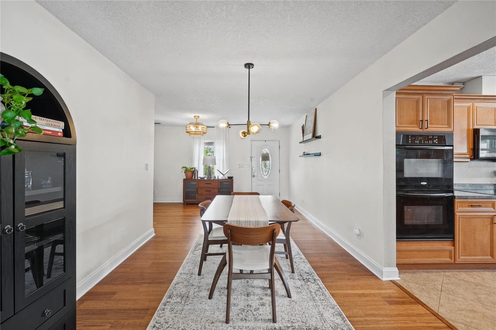 Single Family Residence at 13833 DOMINICA DR, SEMINOLE, photo 11 of 31