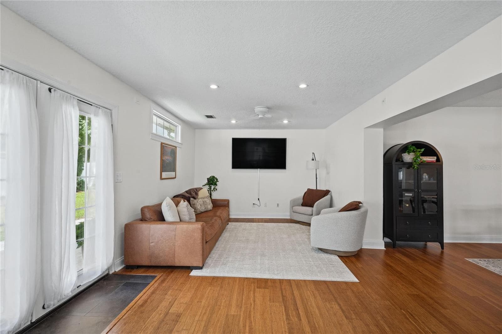 Single Family Residence at 13833 DOMINICA DR, SEMINOLE, photo 13 of 31