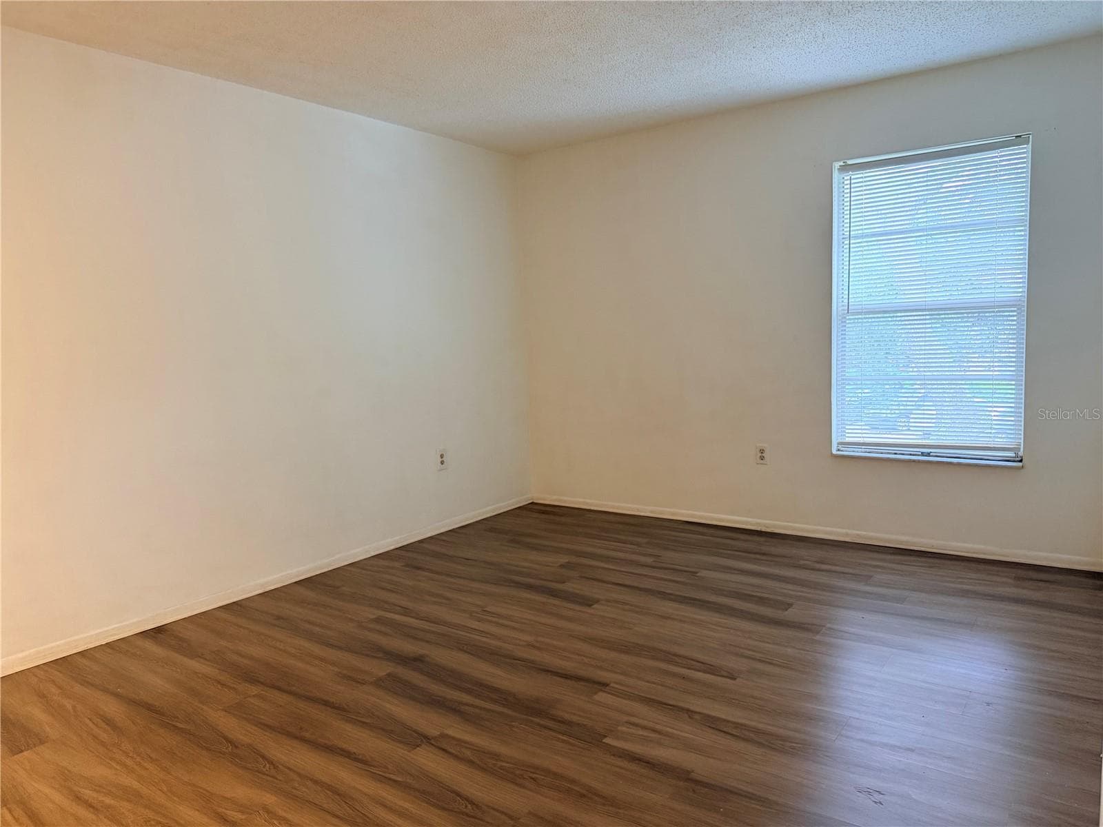 Condominium at 14319 HANGING MOSS CIR #201, TAMPA, photo 8 of 18