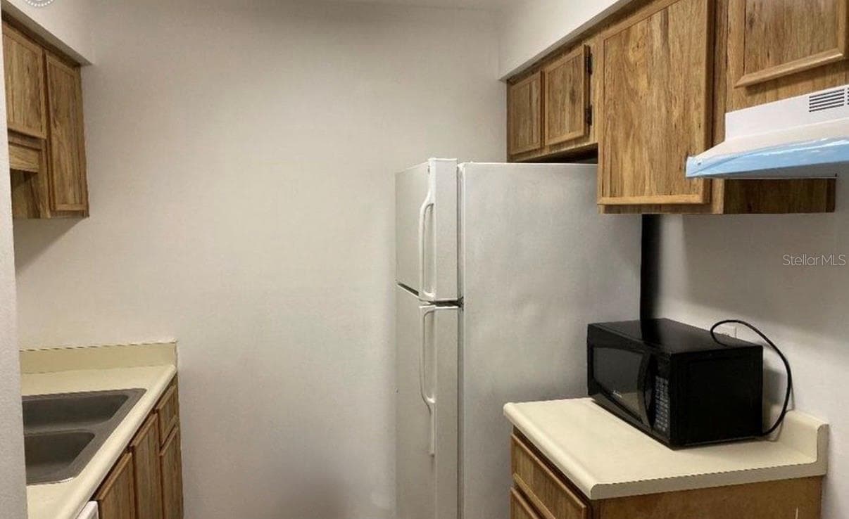 Condominium at 14319 HANGING MOSS CIR #201, TAMPA, photo 10 of 18