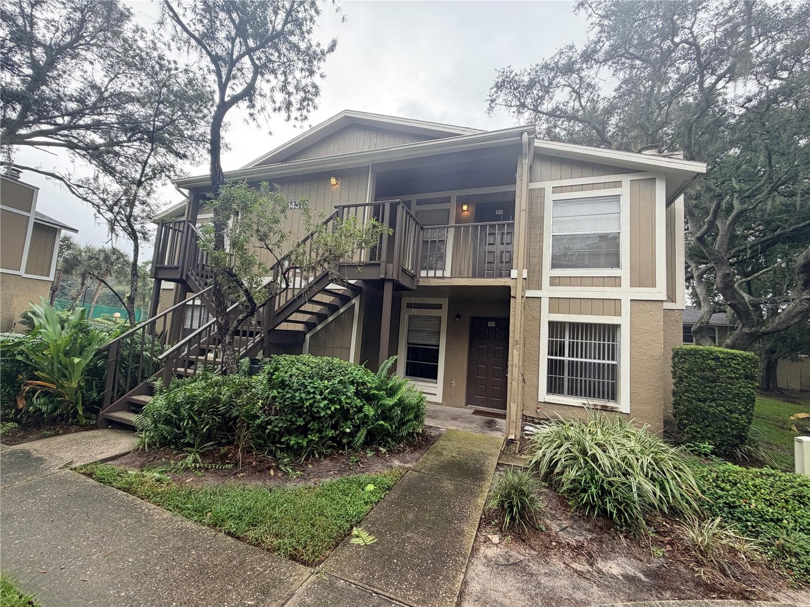 Condominium at 14319 HANGING MOSS CIR #201, TAMPA, photo 17 of 18