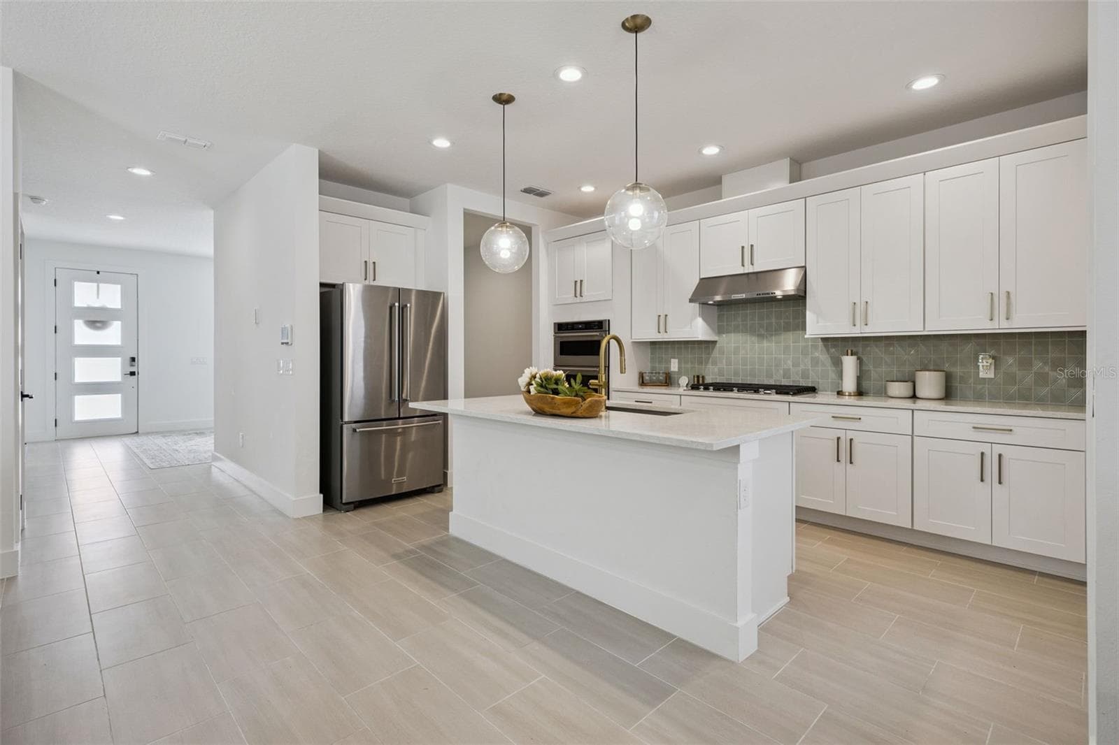Single Family Residence at 1717 CROWNCREST DR, APOPKA, photo 9 of 36