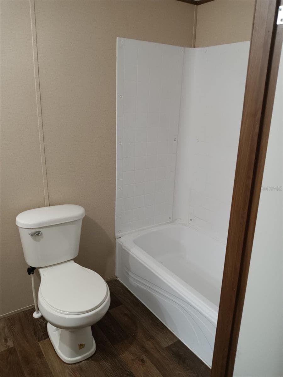 Manufactured Home at 1821 NW 110TH CT, OCALA, photo 9 of 11