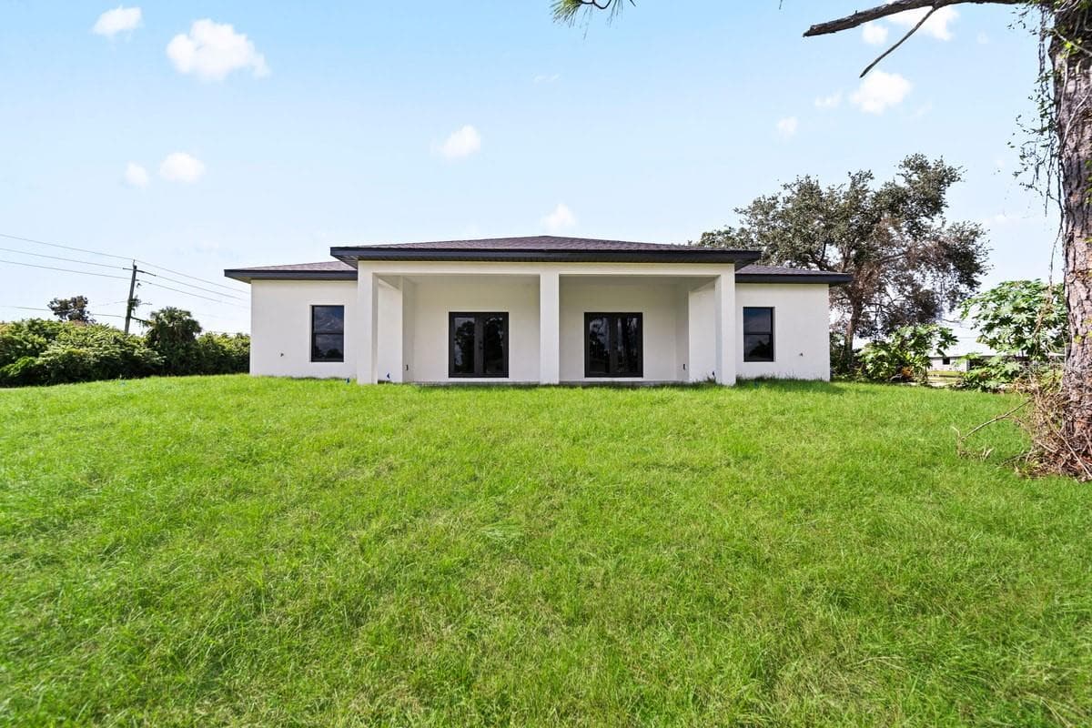 Duplex at 2235 WAYNE AVE S, LEHIGH ACRES, photo 5 of 24