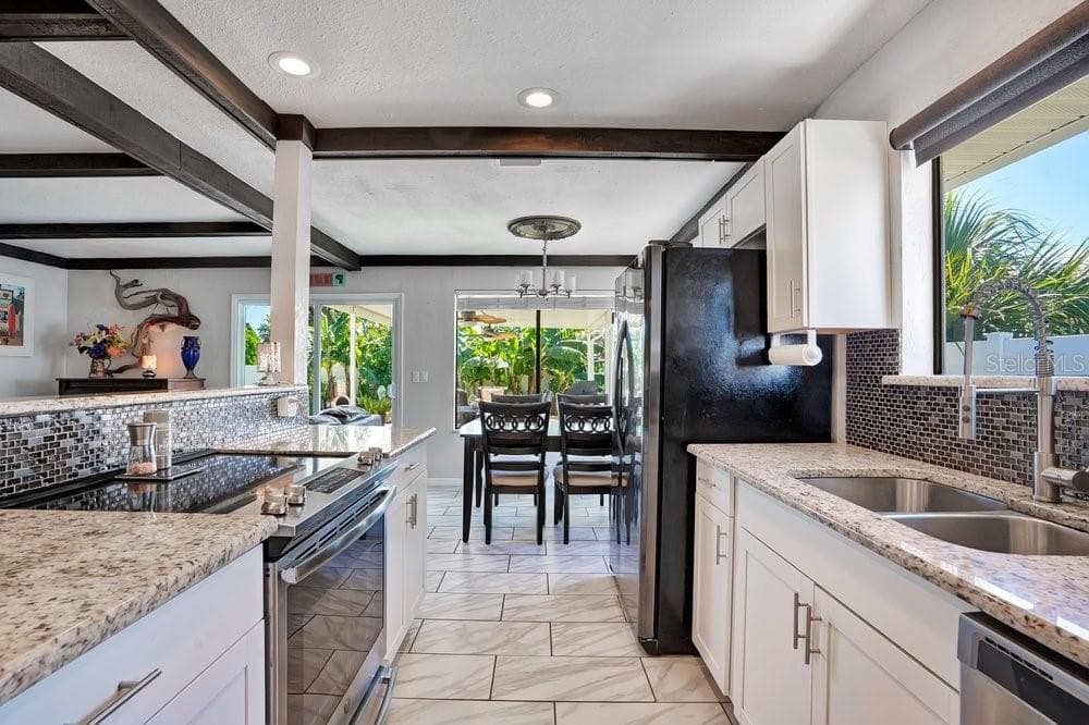 Single Family Residence at 16 TARPON AVE, ORMOND BEACH, photo 11 of 36