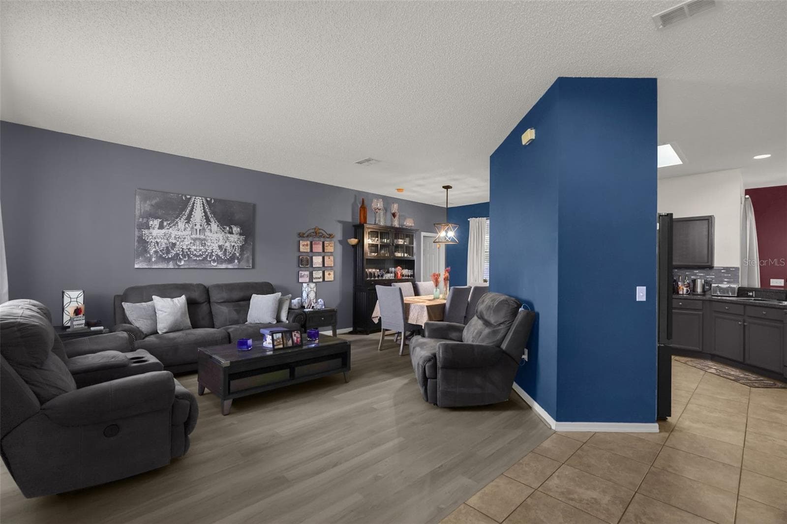 Single Family Residence at 633 LINNET CT, KISSIMMEE, photo 5 of 42