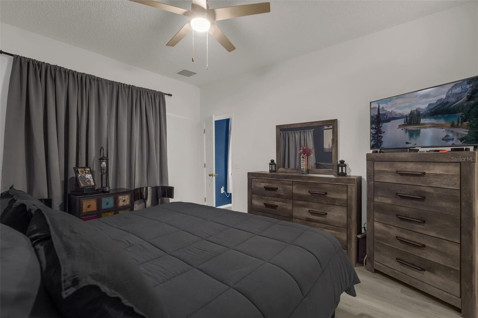 Single Family Residence at 633 LINNET CT, KISSIMMEE, photo 11 of 42