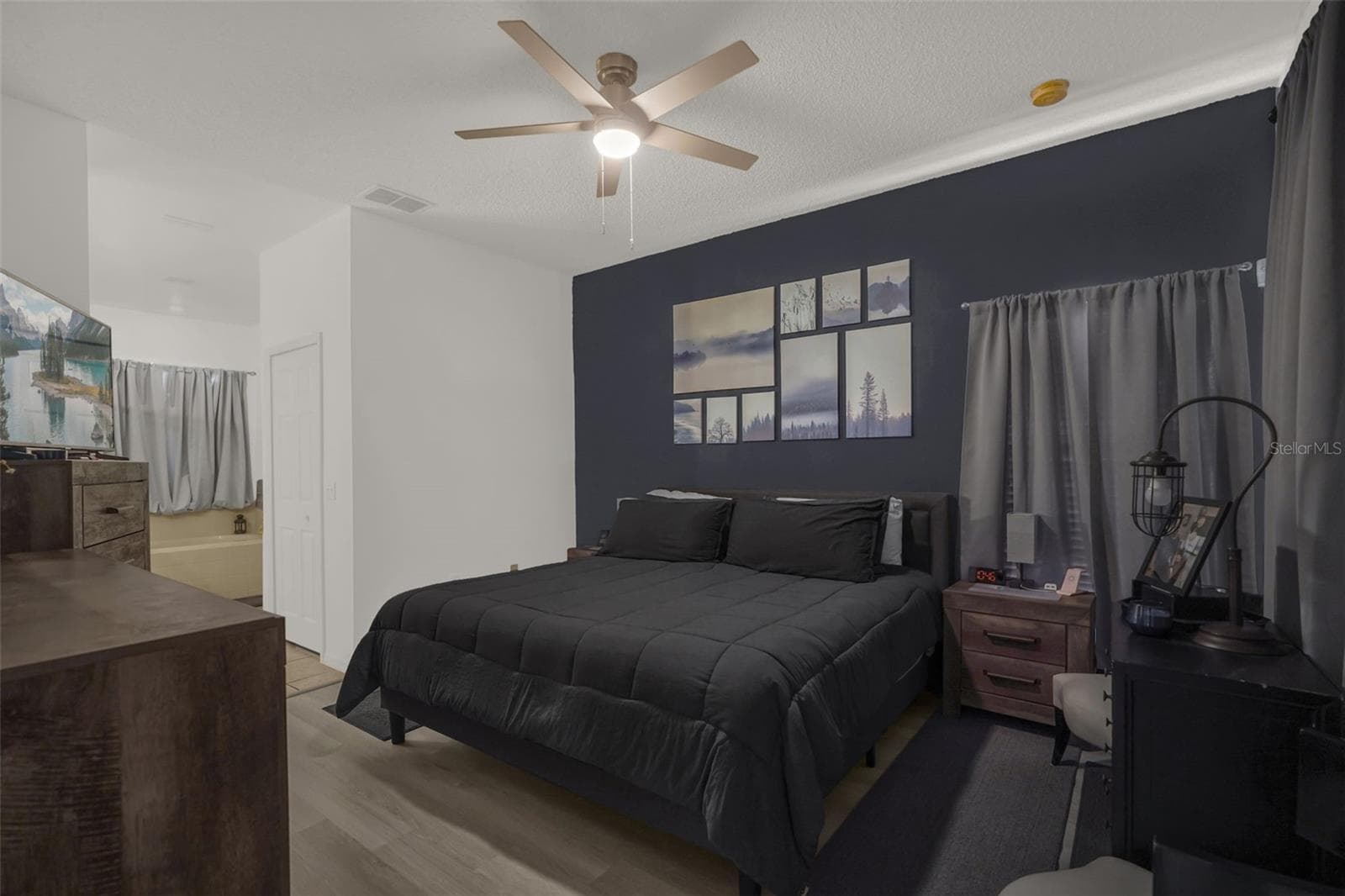 Single Family Residence at 633 LINNET CT, KISSIMMEE, photo 12 of 42