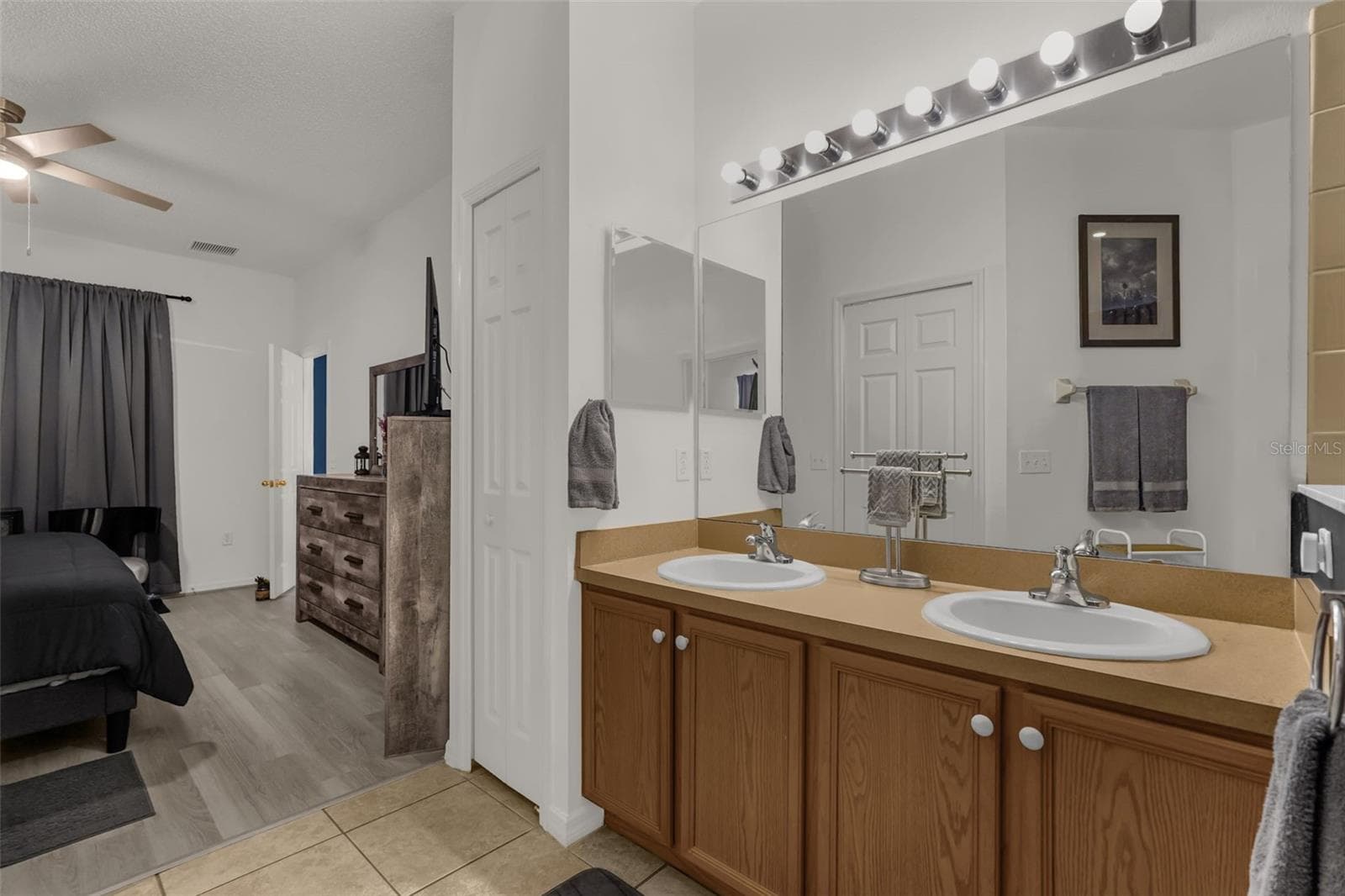 Single Family Residence at 633 LINNET CT, KISSIMMEE, photo 14 of 42