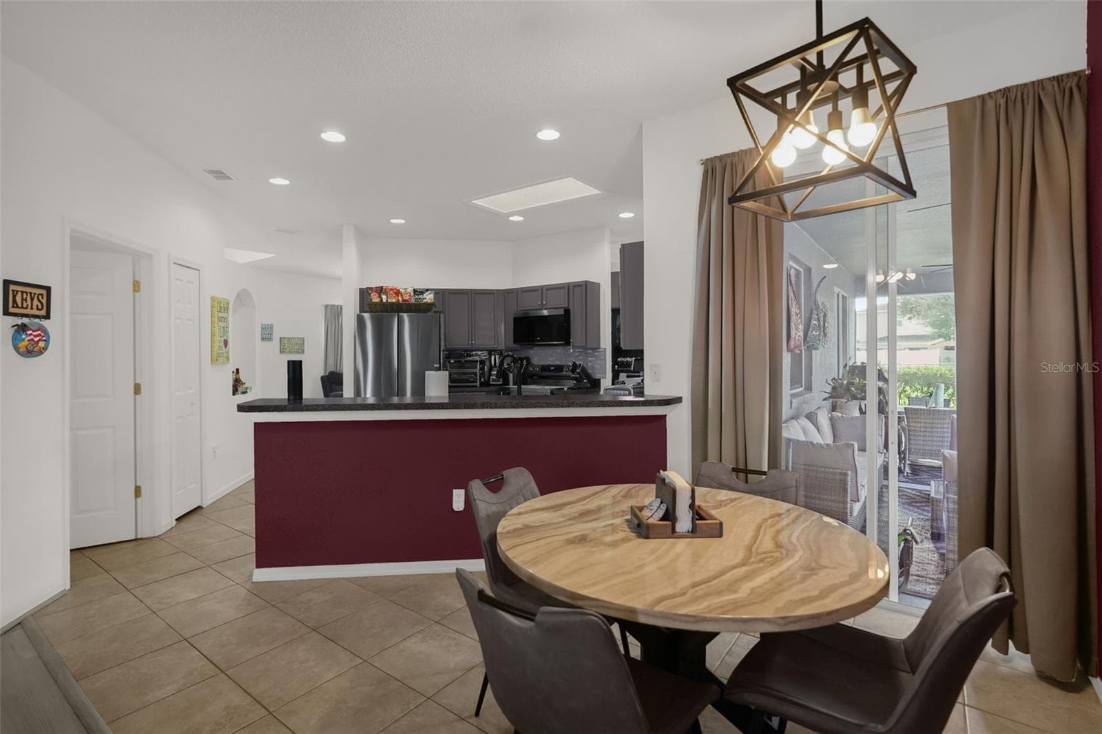 Single Family Residence at 633 LINNET CT, KISSIMMEE, photo 15 of 42