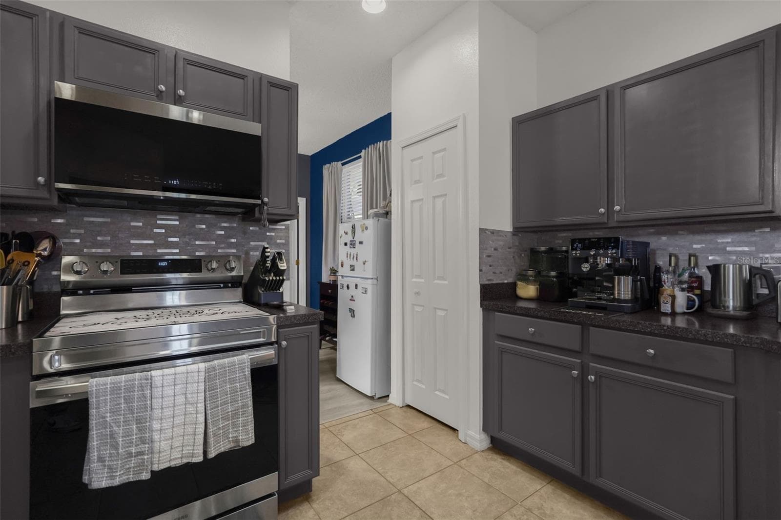 Single Family Residence at 633 LINNET CT, KISSIMMEE, photo 18 of 42