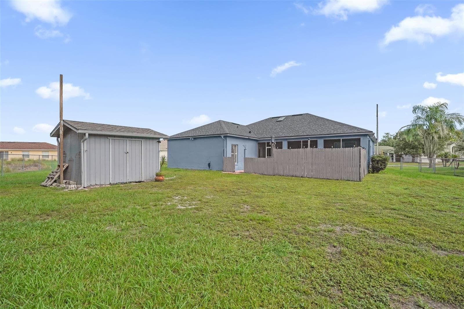 Single Family Residence at 633 LINNET CT, KISSIMMEE, photo 35 of 42