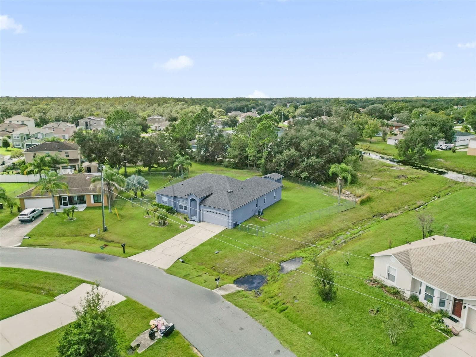 Single Family Residence at 633 LINNET CT, KISSIMMEE, photo 41 of 42