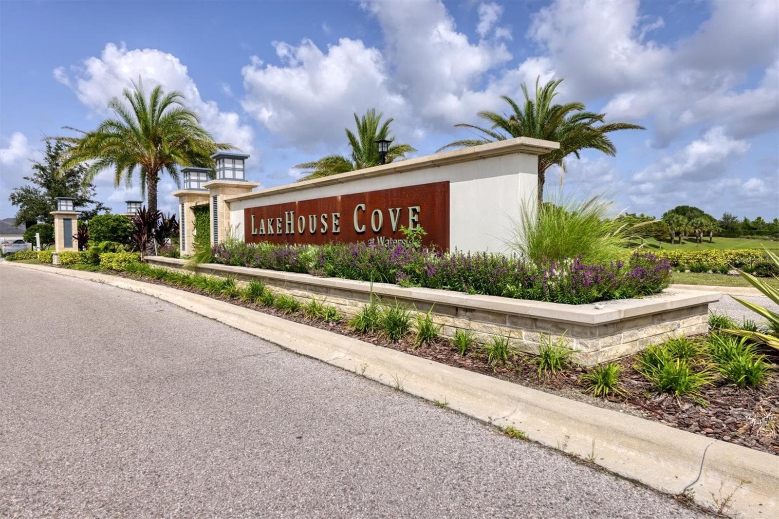 Single Family Residence at 1104 WATERLINE CT, SARASOTA, photo 44 of 57