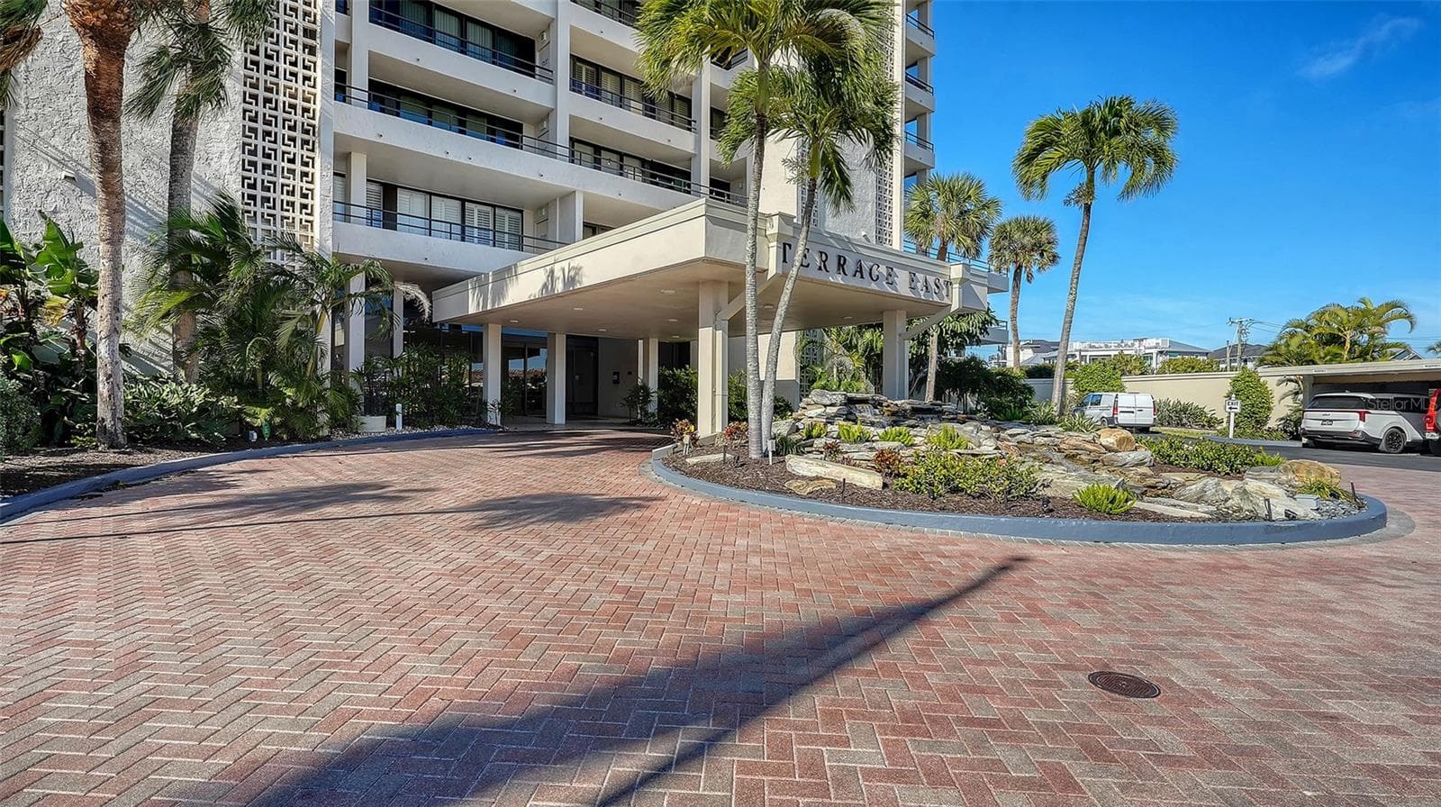 Condominium at 5300 OCEAN BLVD #301, SARASOTA, photo 38 of 59