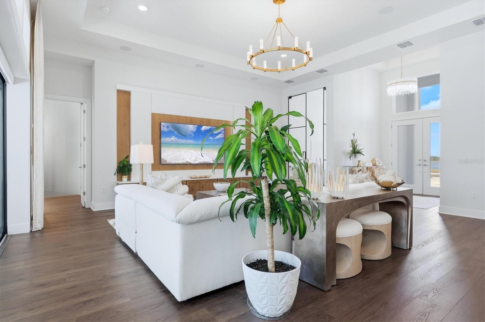 Single Family Residence at 18504 FOXTAIL LOOP, VENICE, photo 9 of 100