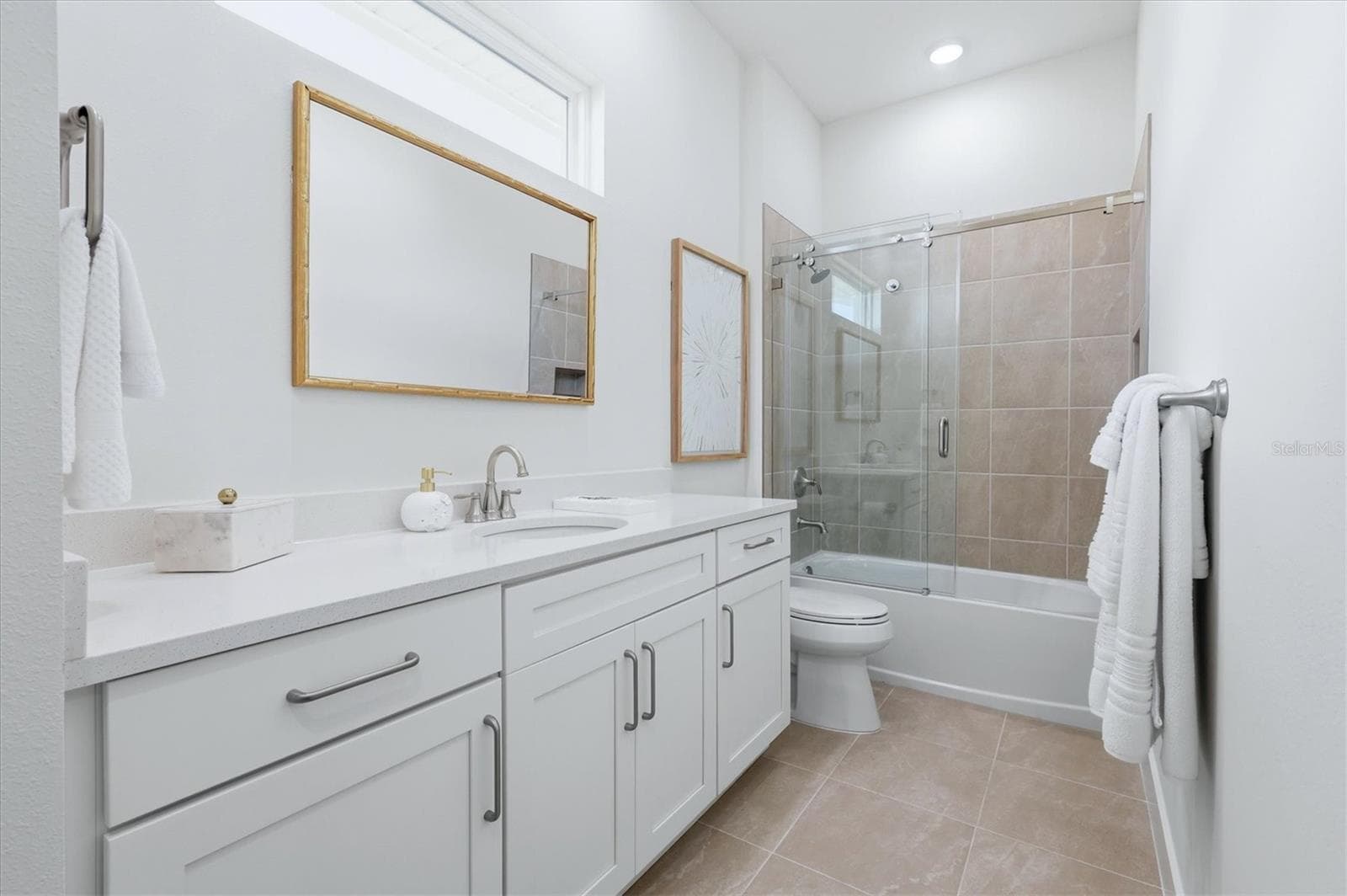 Single Family Residence at 18504 FOXTAIL LOOP, VENICE, photo 44 of 100