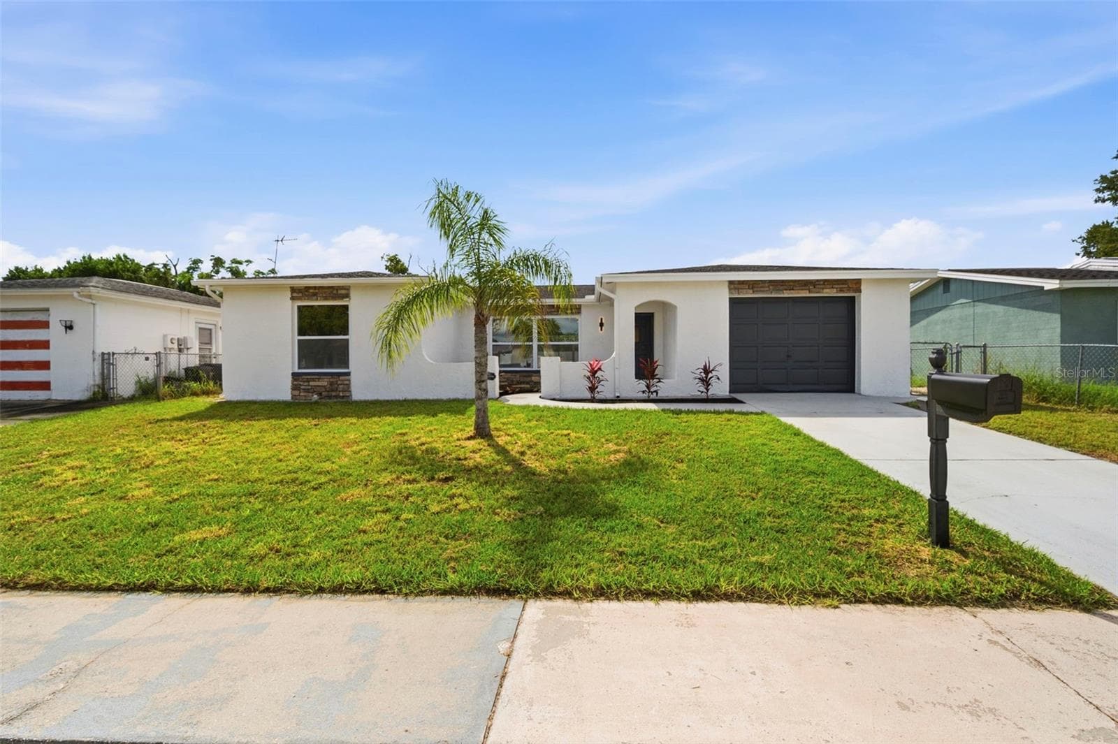 Single Family Residence at 8428 PAXTON DR, PORT RICHEY, photo 4 of 59