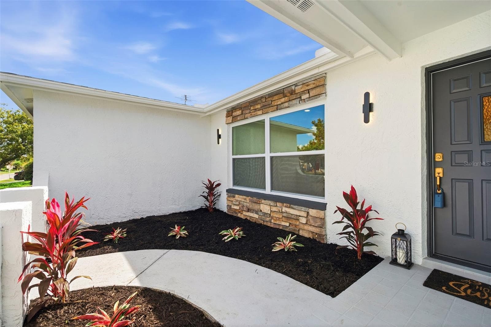 Single Family Residence at 8428 PAXTON DR, PORT RICHEY, photo 7 of 59