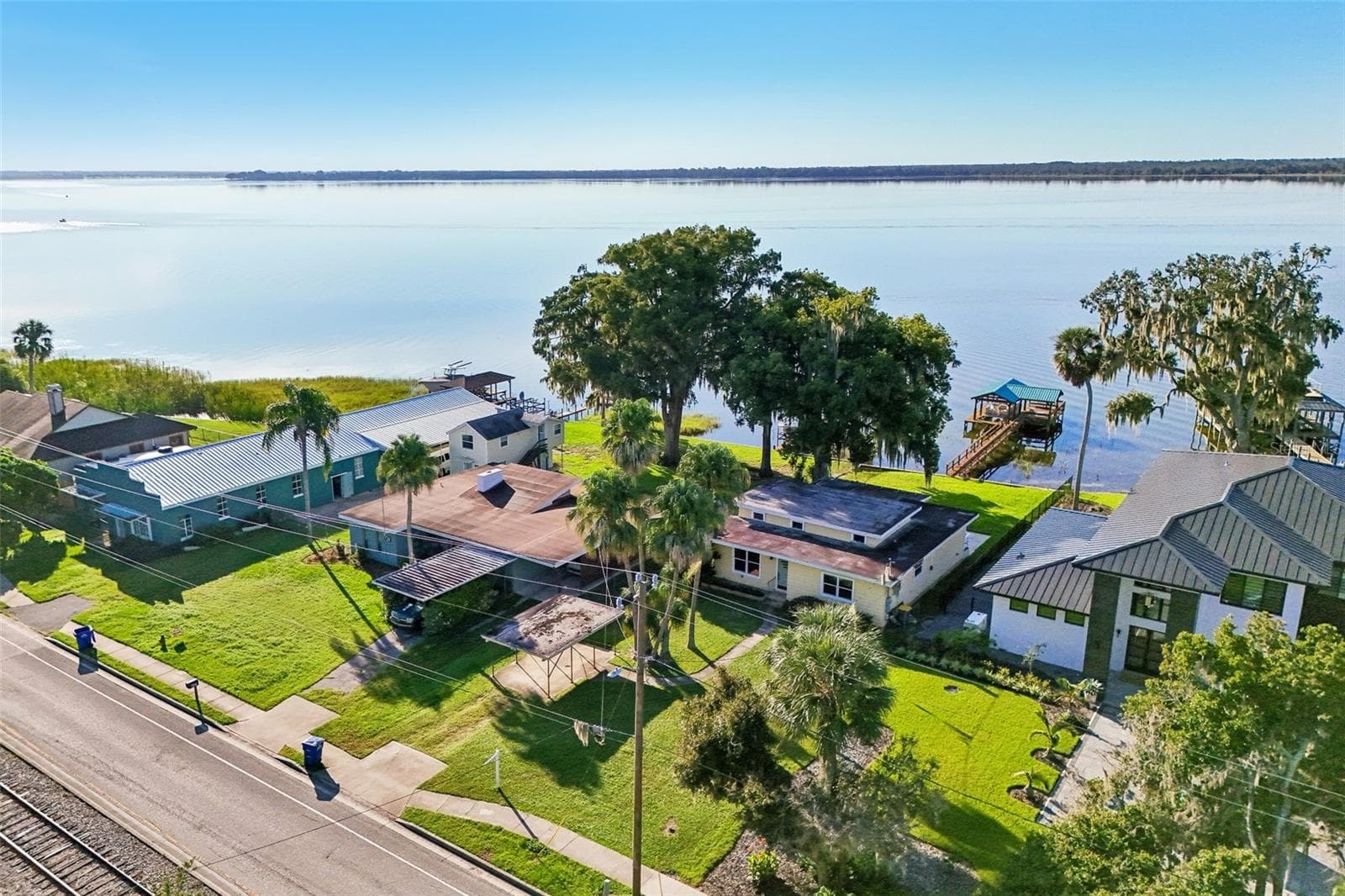 Single Family Residence at 722 LAKE DORA DR, TAVARES, photo 51 of 60