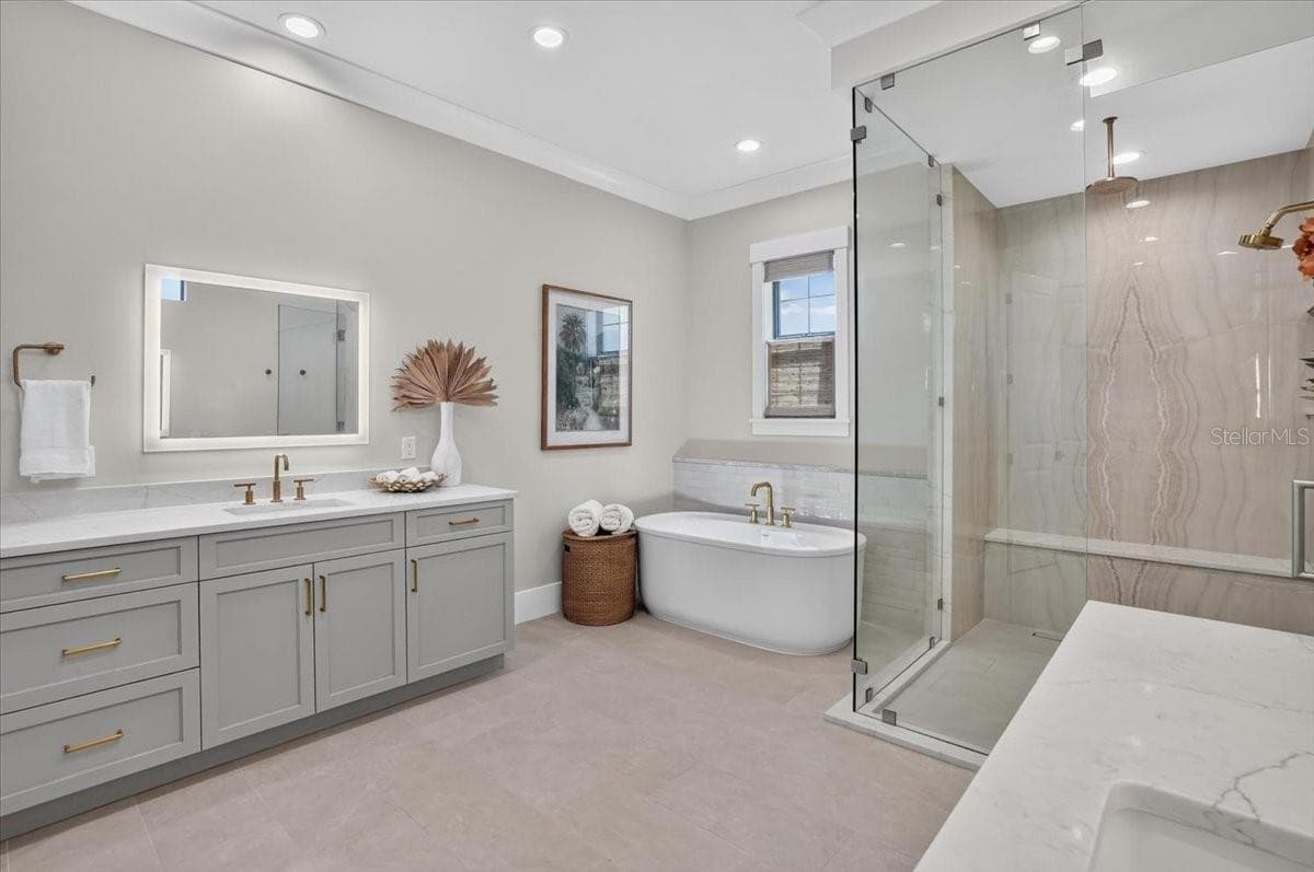 Backlit Mirrors. - 1625 RIO VISTA TER, PARRISH