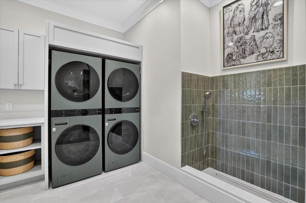 Your best friend's bath tub. - 1625 RIO VISTA TER, PARRISH