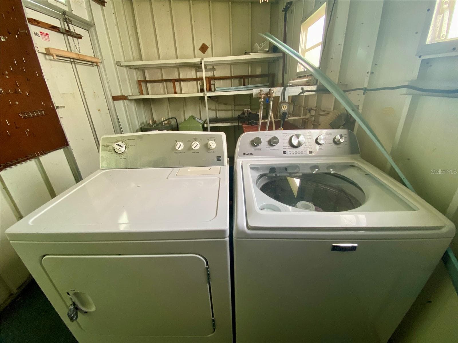 Newer washer - 1500 COUNTY ROAD 1 #219, DUNEDIN