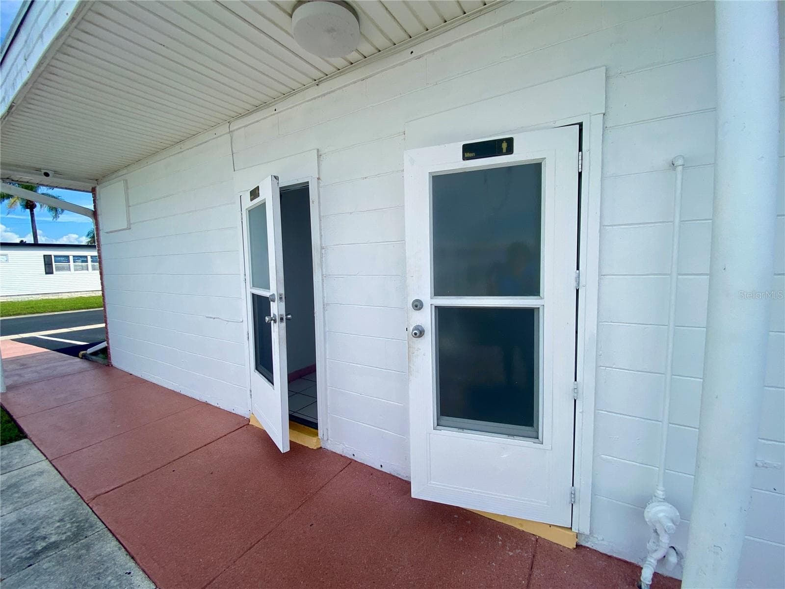 Restrooms for shuffleboard/laundry - 1500 COUNTY ROAD 1 #219, DUNEDIN