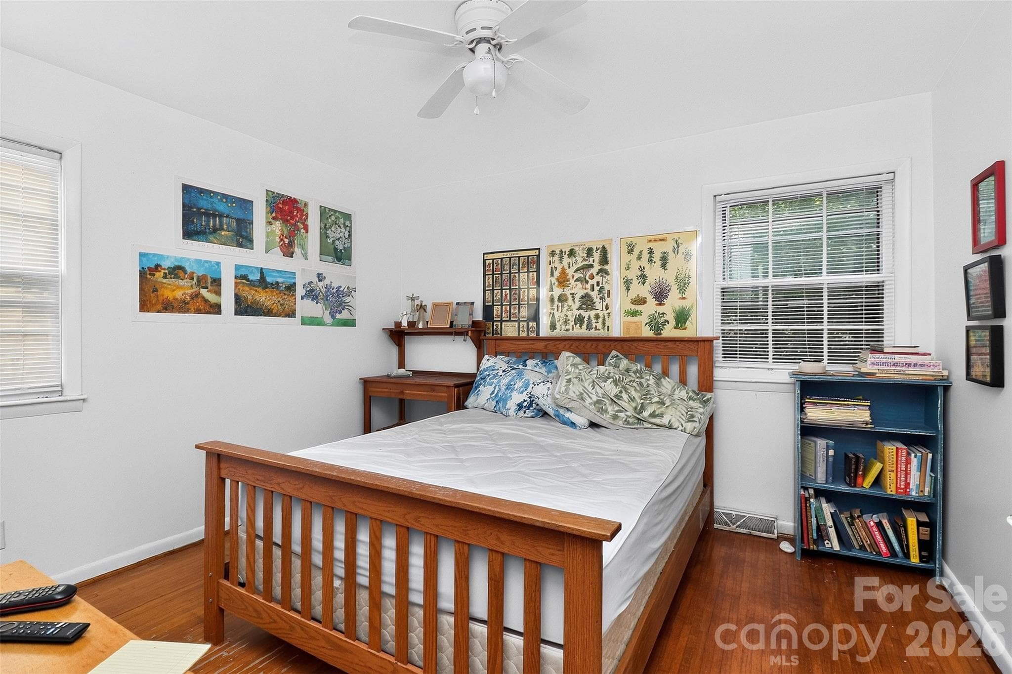 Single Family Residence at 3206 Connecticut Avenue, Charlotte, photo 13 of 30