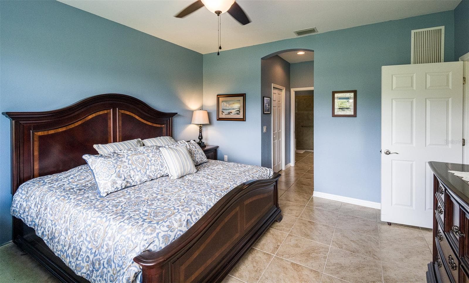 Single Family Residence at 11554 BLACKFIN ST, VENICE, photo 13 of 29