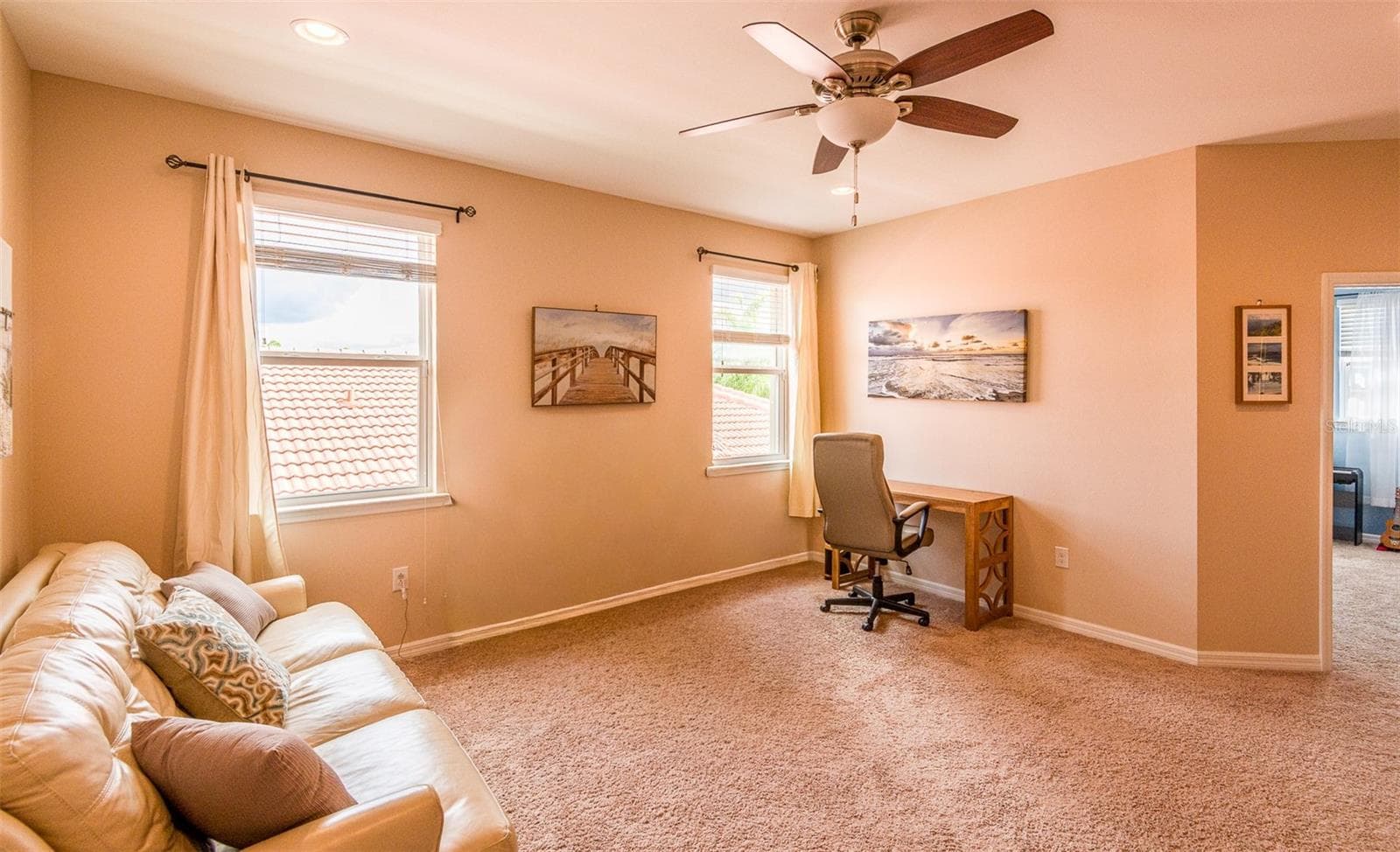 Single Family Residence at 11554 BLACKFIN ST, VENICE, photo 17 of 29