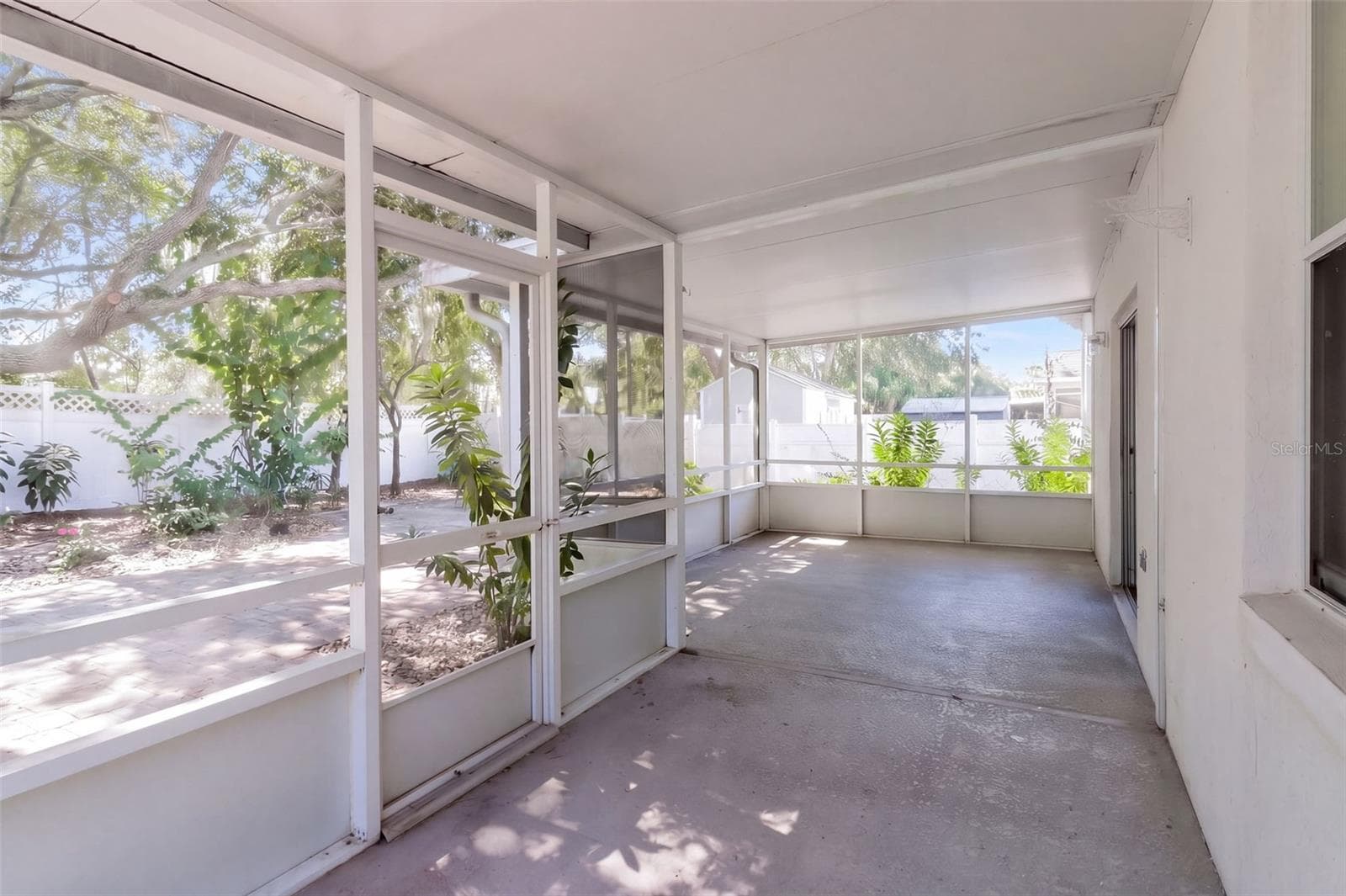 Screened Patio - 15806 GREEN COVE BLVD, CLERMONT