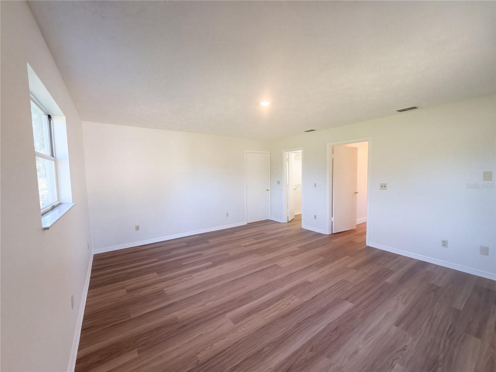 Single Family Residence at 14820 SE 103RD AVE, SUMMERFIELD, photo 12 of 21