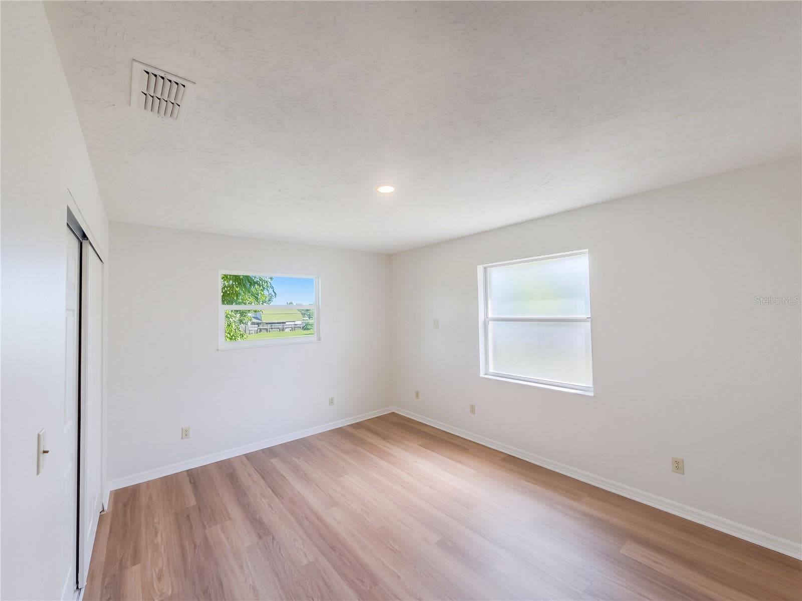 Single Family Residence at 14820 SE 103RD AVE, SUMMERFIELD, photo 15 of 21