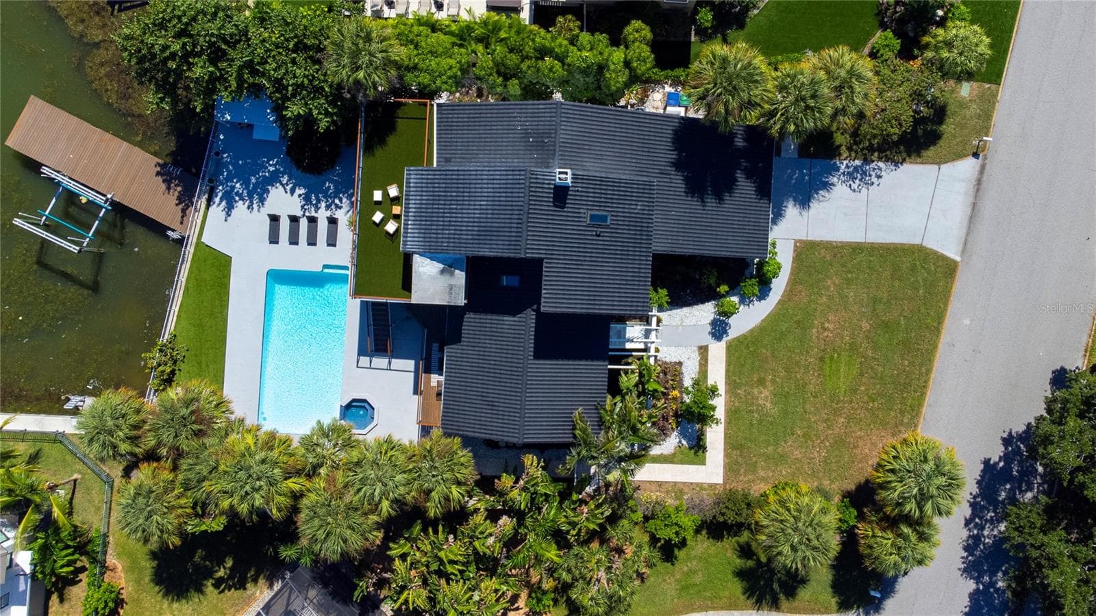 Single Family Residence at 807 2ND AVE S, TIERRA VERDE, photo 11 of 100