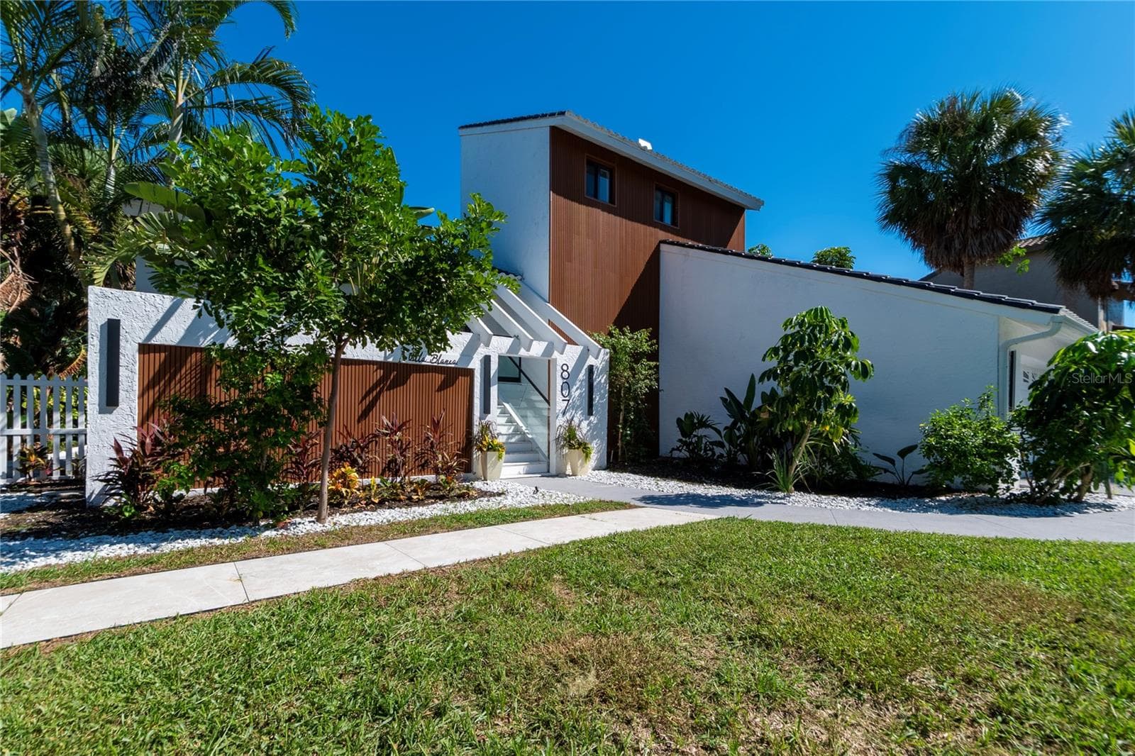 Single Family Residence at 807 2ND AVE S, TIERRA VERDE, photo 2 of 100