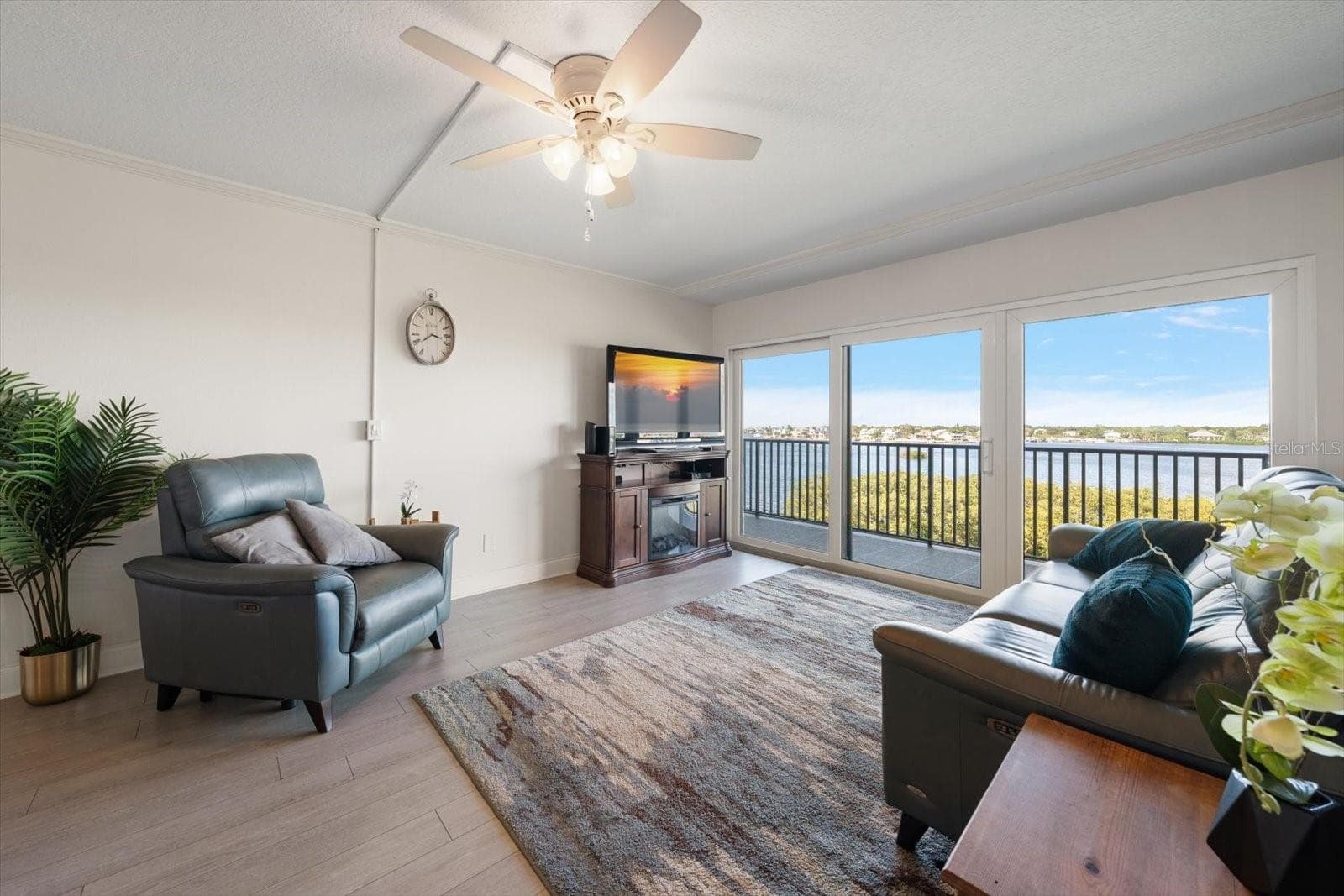 Condominium at 2700 BAYSHORE BLVD #11404, DUNEDIN, photo 8 of 35