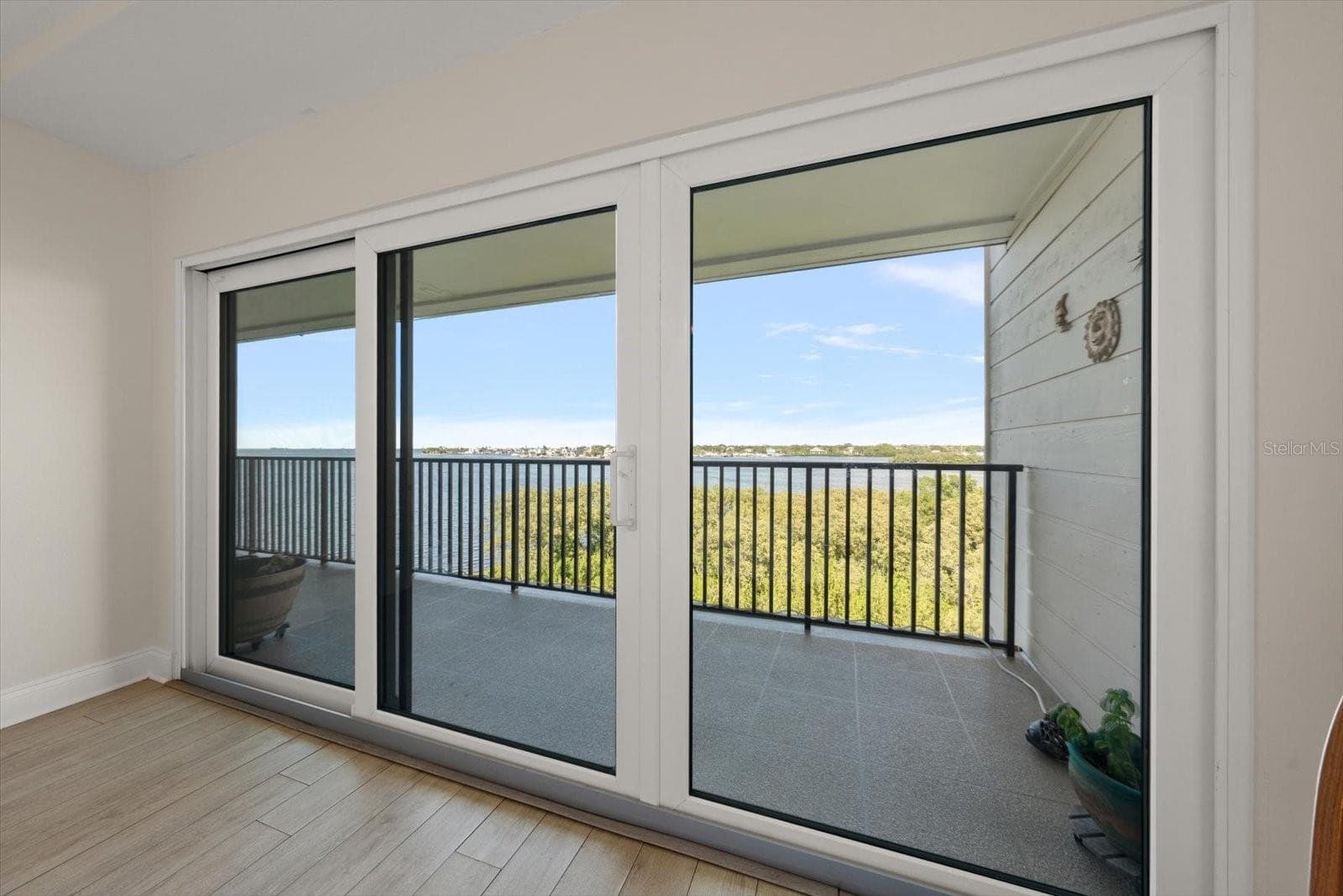 Condominium at 2700 BAYSHORE BLVD #11404, DUNEDIN, photo 16 of 35
